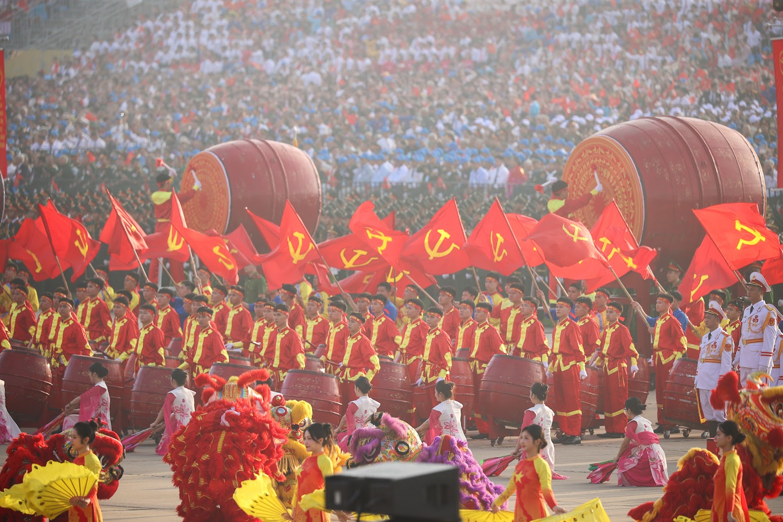 Vì sự phát triển, trường tồn của dân tộc